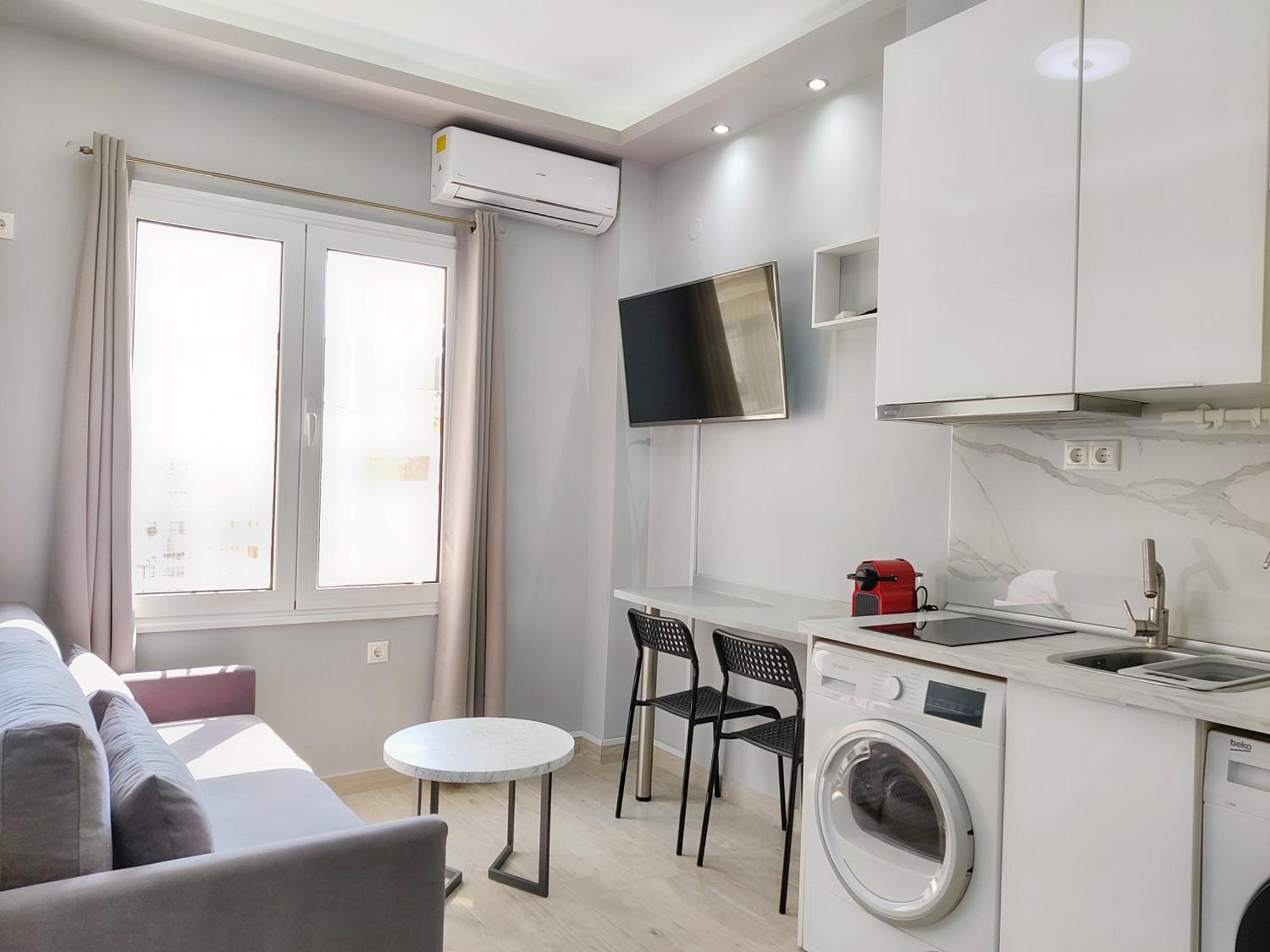 Pretty Petitie Fully Equipped City Center Studio Tesalonika Bagian luar foto