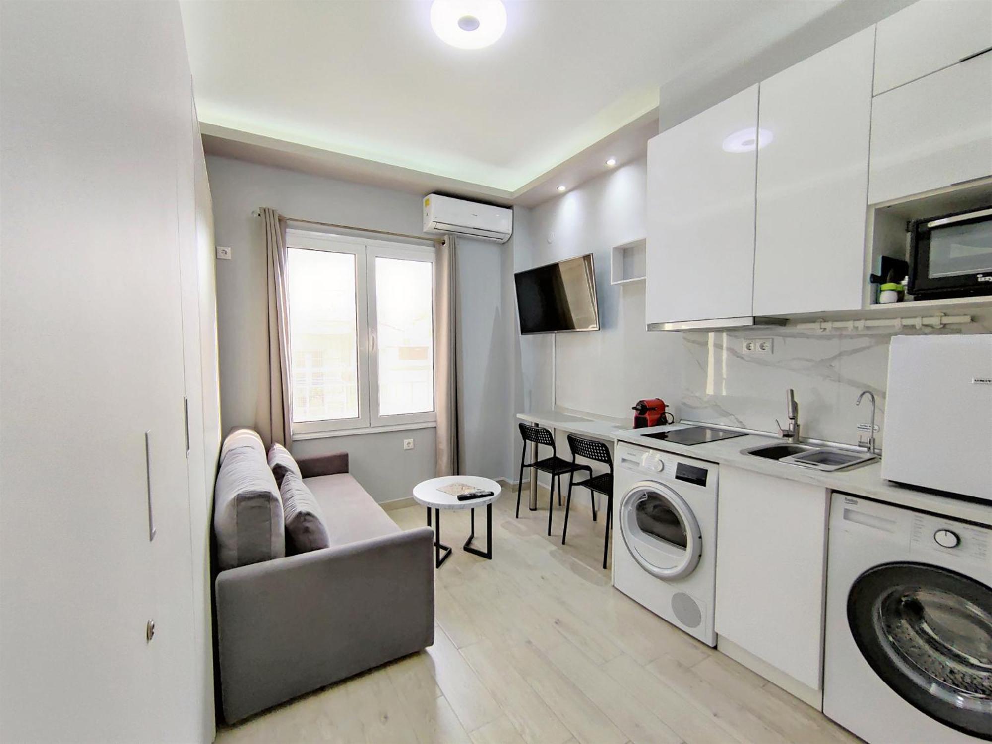 Pretty Petitie Fully Equipped City Center Studio Tesalonika Bagian luar foto